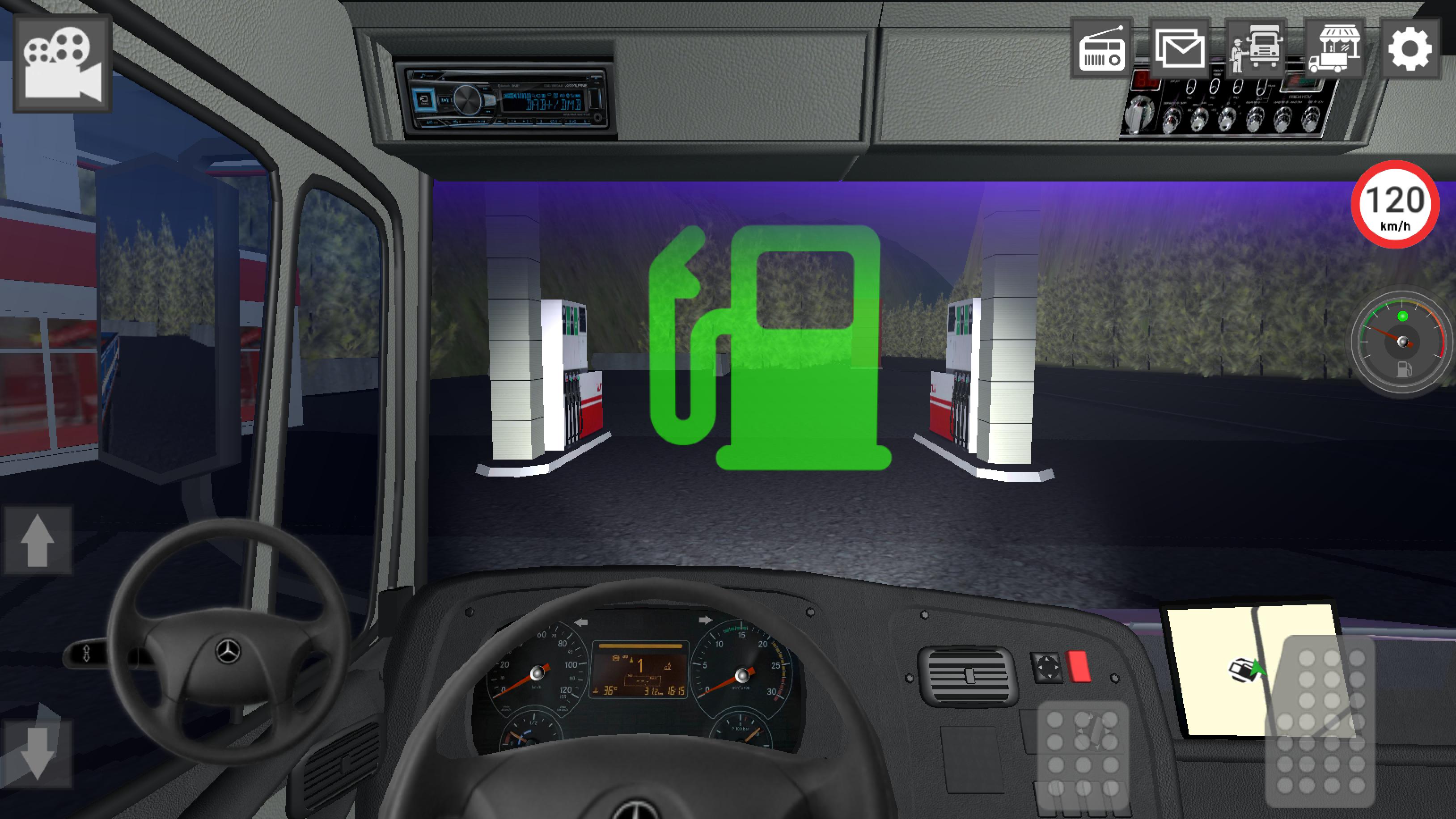 Mercedes Benz Truck Simulator